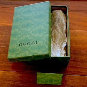 Gucci shoes box